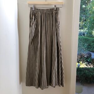 Curator Fawn skirt
